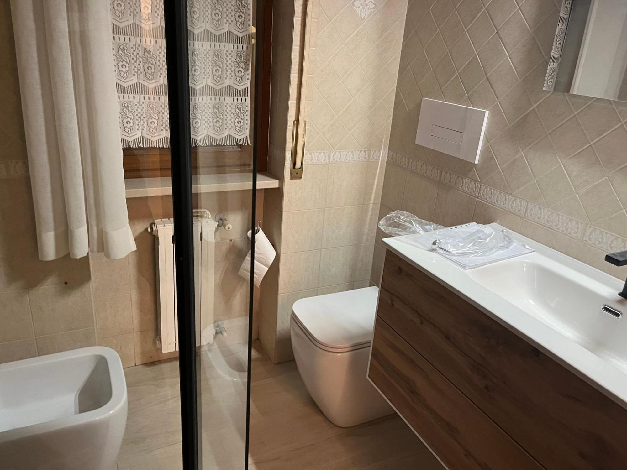 Teresa Al Mare Apartment Montesilvano Marina Екстериор снимка